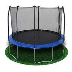 Quickgrass Artificial Grass Trampoline Mat come with with U Pins for fixing and can delivered to your door. Under Trampoline Ideas, Fun Trampoline Games, Fake Grass Backyard, Trampoline Ideas, Inground Trampoline, Artificial Grass Mat, Backyard Trampoline, Best Trampoline, Fake Grass