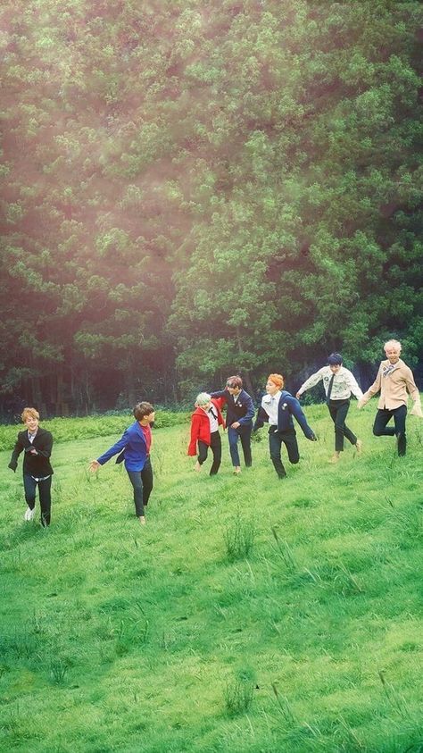 Bts Laptop Wallpaper, Bts Hyyh, Bts Header, Bts Backgrounds, Wallpaper Green, Bts Group Photos, Bts Group, Run Bts, Bts Lockscreen