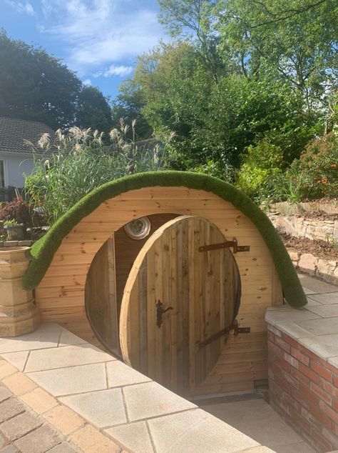 Shire in Glanmire (Hobbit House Sauna) - Modern - Garden - Cork - by John Egan Construction Ltd | Houzz UK House Sauna, Hobbit Garden, Zen Den, Hobbit House, Contemporary Garden, Garden Photos, Landscape Projects, Retaining Wall, Zen Garden