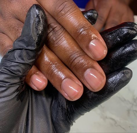 Men Nails Clear Polish, Clear Nails For Men, Manicure On Men, Men Pedicure Ideas, Nail Care For Men, Clean Nails Men, Men Clear Nails, Black Man Self Care, Clear Nails Men