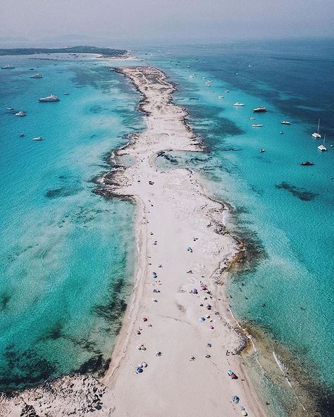 Condé Nast Traveler (@cntraveler) • Instagram photos and videos Ibiza Formentera, Spain Vacation, Pool Fashion, Conde Nast Traveler, Balearic Islands, Cruise Ships, Destin Beach, Back To Nature, The Visitors