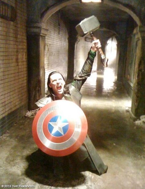 Marvel Man, Marvel Tumblr, Avengers Cast, Univers Marvel, Marvel Photo, Marvel Images, Modern Disney, Loki Marvel, Loki Thor