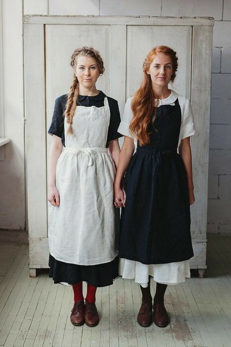 Linen Apron Pinafore, Fashionable Hostess, Kitchen Wear, Apron Pinafore, Blouse Nylon, Apron Cooking, Cooking Gift, Pinafore Apron, White Apron