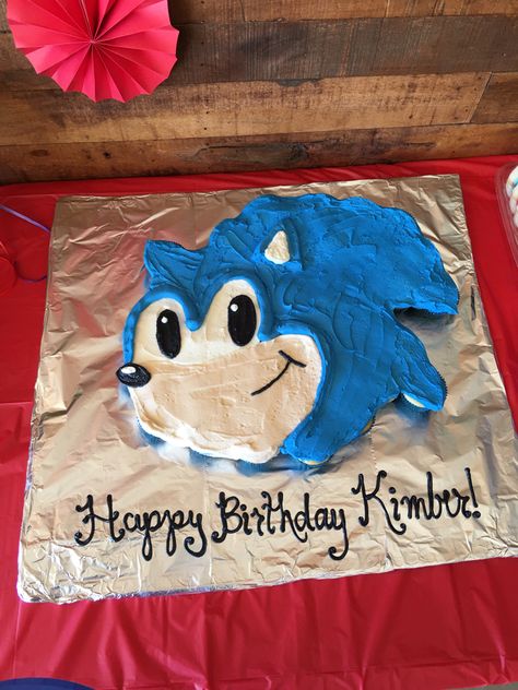 Sonic the Hedgehog Cupcake Pull-Apart Birthday Cake Sonic Cupcake Cakes Pull Apart, Sonic Pull Apart Cupcakes, Hedgehog Cupcake, Sonic The Hedgehog Cake, Hedgehog Cake, Sonic Birthday Parties, Cake Pulls, Pull Apart Cake, Sonic Birthday