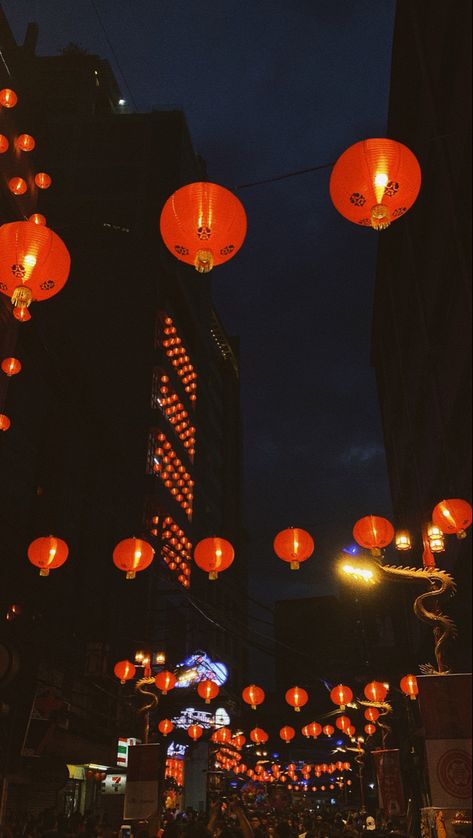 Chinese lanterns at night Binondo Manila Aesthetic, Chinatown Philippines, Manila At Night, Binondo Chinatown, Chinatown Aesthetic, Binondo Manila, Visual Moodboard, Philippines Travel Guide, Chinese Festival