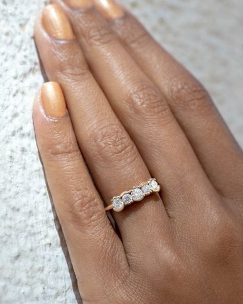 Diamond Rings & Engagement Rings | Bario Neal Engagement Gifts For Him, Ombre Rings, Bario Neal, Diamond Rings Engagement, Wedding Rings Round, Princess Ring, Cluster Rings, Rings Engagement, Diamond Rings Bands