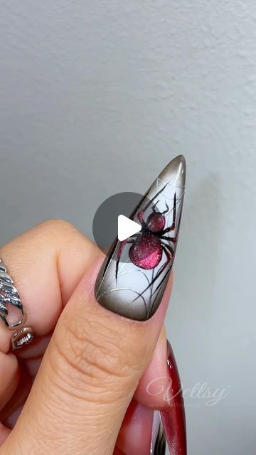 Spider Gel Halloween Nails, Cat Eye Spider Web Nails, Halloween Cateye Nails, Nail Spider Gel, Spider Gel Nail Art Black, Spider Nail Designs Art Tutorials, Cat Eye Halloween Nails, Spider Nail Designs, Halloween Cat Eye Nails