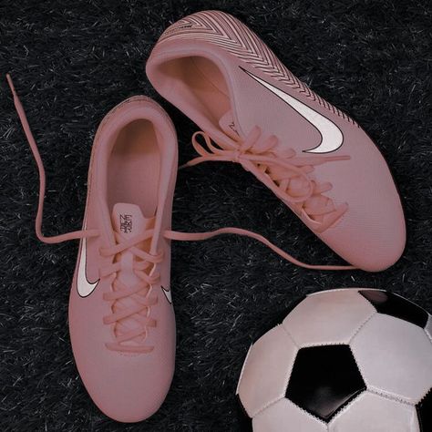 Girls Soccer Cleats, Best Soccer Shoes, Girls Soccer, Prom Proposal, Homecoming Proposal Ideas, Soccer Shoes, Homecoming Proposal, Proposal Ideas, Soccer Cleats