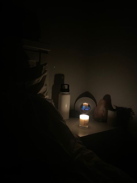 Cozy Sleep Aesthetic Night, Dark Room Aesthetic Bedroom Night, Dark Sleep Aesthetic, Sleep Routine Aesthetic, Bed Aesthetic Dark, Sleep Time Aesthetic, Sleep Astethic, Sleep Aesthetic Night Bed, Cozy Sleep Aesthetic