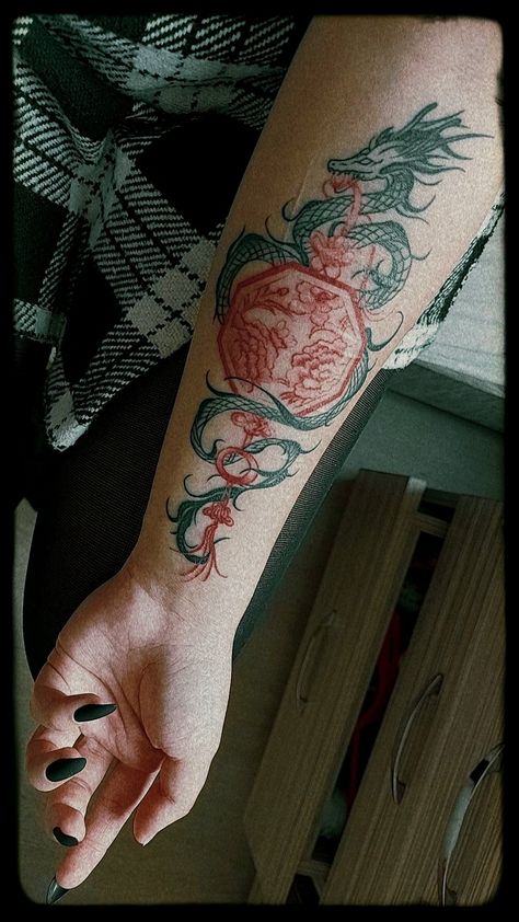 Dragon tattoo with red flowers Jasmine Dragon, Dragon Tattoos, Flowers Tattoo, Chinese Dragon, Dragon Tattoo, Color Tattoo, Flower Tattoos, Tattoos And Piercings, Small Tattoos