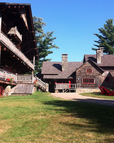 looking toward dining hall at Great Camp Sagamore in Adirondacks. Adirondack House, Adirondack Cabin, Adirondack Style, Colonial Exterior, Long Lake, Adirondack Mountains, Dining Hall, Fantasy House, Cabins In The Woods