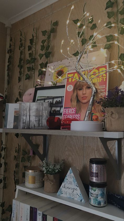 Taylor Swift Shrine, Change The World, Sweater Weather, Bedroom Ideas, Taylor Swift, Swift, Bedroom