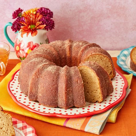 Apple Cider Donut Cake Recipe, Apple Cider Bundt Cake, Cider Bundt Cake, Apple Cider Donut Cake, Cider Donut Cake, Boiled Cider, Donut Cake, Doughnut Cake, Fall Cakes