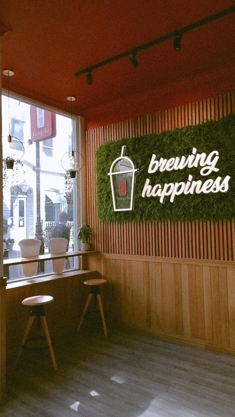 Small Cafe Theme Ideas, Bubble Tea Cafe Design, Boba Tea Shop Interior Design, Boba Shop Interior, Bubble Tea Bar, Bubble Tea Store, Mini Cafeteria, Fast Pizza, Gong Cha