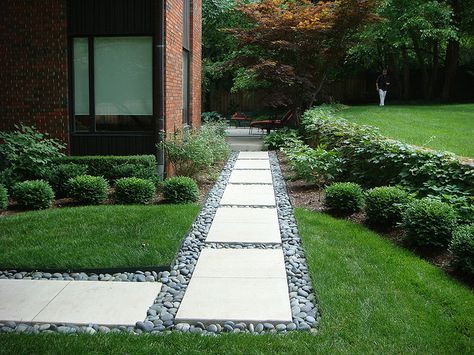 Kemper Residence by Architect, William S. Beckett - Sidewalk Rock Walkway, Stepping Stone Walkways, Garden Pavers, Side Yards, Stone Walkway, Front Yards, Magic Garden, Garden Plans, Stone Path