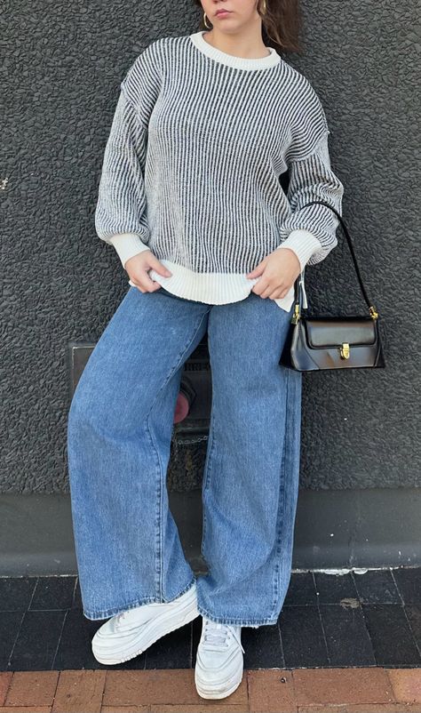 outfit ideas, fall outfit, winter outfit, amazon fashion, stripped sweater, sweater outfit, levis jeans, wide leg jeans #fashion #outfits #jeans #sweater #ad Fashion Outfits Jeans, Outfit Levis, Outfit Ideas Fall, Outfits Jeans, Sweater Outfit, Jeans Wide, Jeans Fashion, Outfit Winter, Winter Outfit