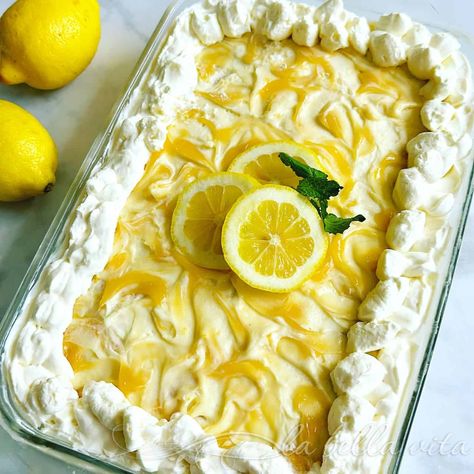 Lemony Limoncello Tiramisu ~ So Easy Lemoncello Tirimasu, Limoncello Tiramisu Recipe, Tiramisu Lemon, Lemon Cello, Fruit Deserts, Tiramisu Mascarpone, Limoncello Tiramisu, Fruit Desert, Lady Finger Cookies