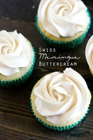 Swiss Meringue Buttercream Buttercream Flavors, Swiss Meringue Buttercream Recipe, Homemade Frosting Recipes, Foodie Desserts, Homemade Icing, Homemade Frosting, Frosting Tips, Meringue Buttercream, Swiss Meringue Buttercream