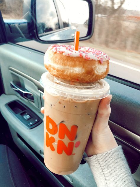 Hey that’s me Jeep Girl Aesthetic, Coffee Dunkin, Carmel Coffee, Dunkin Iced Coffee, Donut Cup, Dunkin Coffee, Order Coffee, Jeep Girls, Secret Menu Items