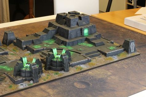 Necron Tomb World, Necron Terrain, Warhammer Bases, Dnd Props, Necrons 40k, Wh40k Terrain, Warhammer Necrons, Warhammer Tabletop, Battlefleet Gothic