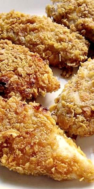 Amish Corn Flake Crusted Chicken ❊ Yoders Amish Recipes, Amish Meals, Amish Corn, Amish Dishes, Amish Food, Crunchy Corn, Amish Chicken, Amish Living, Crusted Chicken Recipes