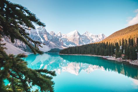 Beautiful View of Moraine Lake · Free Stock Photo Sumber Daya Alam, Moraine Lake, Beautiful Hikes, Top Travel Destinations, Banff National Park, Alberta Canada, Best Places To Travel, Canada Travel, Rocky Mountains