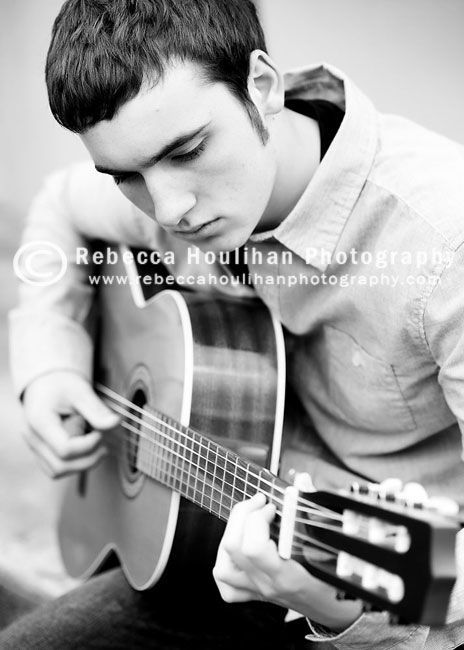 Guitar Senior Pictures, Guitar Pose, Guy Senior Poses, Boy Senior Portraits, Senior Portraits Male, Senior Photos Boys, Musician Photography, Senior Boy Poses, Male Senior Pictures