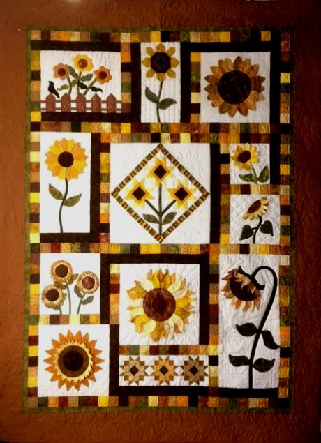 Sunflower Quilt BOM Sunflowers Quilt Pattern, Pieced Sunflower Quilt Block, Sunflower Quilt Blocks, Sunflower Quilts Pattern Free, Sunflower Pattern Free Printable, Sunflower Quilt Block Pattern Free, Sunflower Quilts Ideas, Sunflower Quilt Patterns, Sunflower Applique Pattern