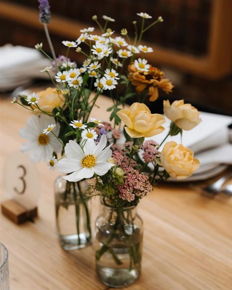 We’re loving how popular bud vases are at the moment for weddings and events. A simple arrangement but makes such impact. Do you prefer them clustered or separated? Let us know in the comments below. ✨ Vases Arrangements, Bud Vases Wedding, Bud Vases Arrangements, Vases Wedding, Flowers Instagram, Bud Vases, Weddings, Instagram Photos, Flowers