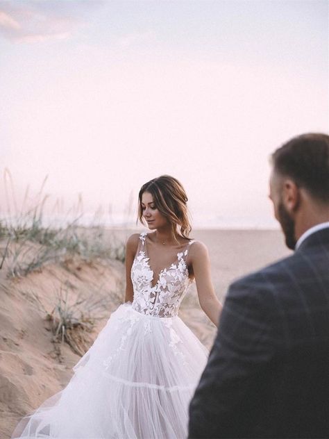 Unique Appliqued A-line Tulle Wedding Dresses With Chapel Train WD264 – BohoProm Tulle Skirt Wedding Dress, Modern Gown, Outdoor Wedding Dress, Full Tulle Skirt, Prom Dresses Two Piece, V Neck Wedding Dress, Chapel Train, Photo Couple, Tulle Wedding