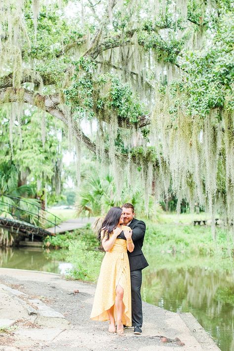 City Park New Orleans Engagement Photos, New Orleans City Park Wedding, Nola Engagement Photos, New Orleans Engagement Pictures, New Orleans Engagement Photos, Engagement Clothes, Senior Casuals, Engagement Photo Shoot Beach, New Orleans City Park