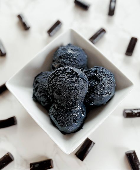 Black Licorice Ice Cream Liquorice Recipes, Blue Moon Ice Cream, Licorice Ice Cream, Frozen Yogurt Machine, Ice Cream Novelties, Cuisinart Ice Cream, Cuisinart Ice Cream Maker, Black Food Coloring, In A Mood