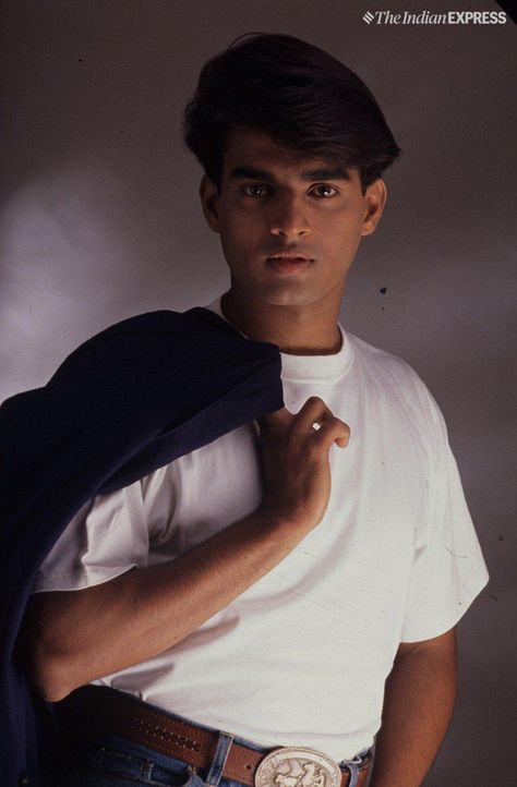 Vintage Madhavan, Madhavan Actor Wallpaper, Madhavan Actor Vintage, R Madhavan 90s Aesthetic, R Madhavan 90s, Madhavan Aesthetic, Madhavan Actor, Actor Bollywood, R Madhavan