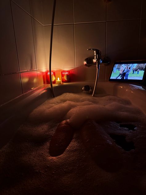 Relaxing Bubble bath 🫧🛁🛀🏻🧼 #bath #relaxing Bubble Bath Aesthetic Night Couple, Bath Aesthetic Couple, Bubble Bath Aesthetic Night, Couple Bathtub Aesthetic, Bubble Bath With Candles, Romantic Bubble Bath, Bubble Bath Aesthetic, Bath Couple, Candlelit Bath