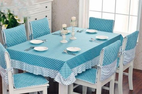 Easy Colorful Ideas Adding Polka Dots to Party Table Decoration Dining Room Table And Chairs, Cushion Inspiration, Dining Table Cloth, Dining Room Chair Covers, Kitchen Chair Cushions, Dining Room Style, Dining Chair Covers, Party Table Decorations, Curtain Designs