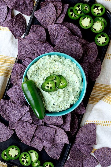 Spinach Artichoke Dip with Fresh Jalapeño is a twist on a classic party favorite! It’s the perfect pairing for Mission Organics® Blue Corn Tortilla Chips! #ad #sponsored #MissionOrganics Cold Spinach Artichoke Dip, Strawberry Feta Spinach Salad, Blue Corn Chips, Strawberry Feta, Chocolate Bread Pudding, Dip Sauce, Spinach Salad Recipes, Corn Tortilla Chips, Caesar Salad Recipe