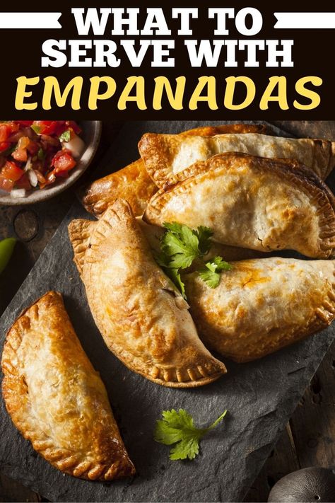 Wondering what to serve with empanadas? From Mexican rice to corn salad to fried plantains, these easy sides for empanadas are the perfect addition to your meal. Chicken Empanada, Potato Empanadas, Cheese Empanadas, Strawberry Salsa, Mexican Side Dishes, Serving Ideas, Mexican Street Corn Salad, Beef Empanadas, Brisket Recipes