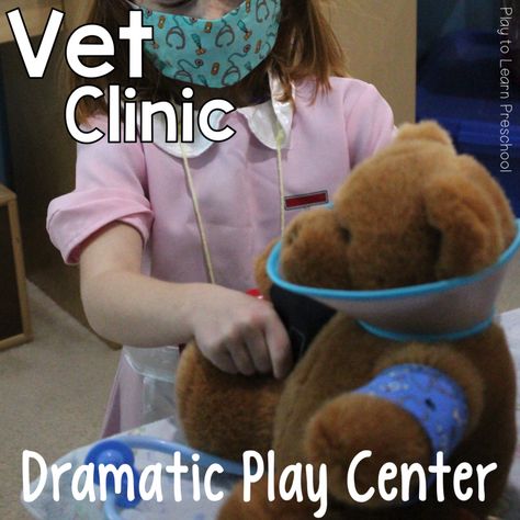 Play Vet Clinic, Hospital Dramatic Play, Storybook Crafts, Dramatic Play Themes, Dramatic Play Center, Drama Activities, High School Art Lesson Plans, People Who Help Us, Dramatic Play Preschool