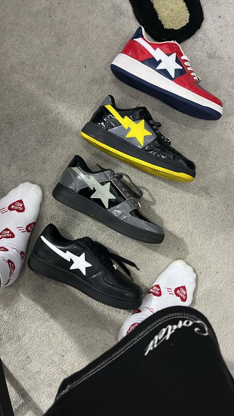 Bapesta Shoes Outfit Men, Bape Shoes Outfit, Bape Drip, Bapesta Shoes Outfit, Bapesta Shoes, Bape Shoes, Bright Sneakers, Pretty Shoes Sneakers, Kicks Shoes