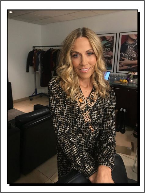 Sheryl Crow (09/20/2018) Jordan Shoes For Women, Gina Gershon, Sheryl Crow, Airport Photos, Kylie Minogue, Jazz Music, Stand By Me, Love And Light, Art Music