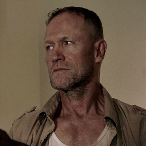 Merel Dixon, Merle Dixon Aesthetic, Twd Merle Dixon, Twd Pictures, Twd Characters, Yondu Udonta, Merle Dixon, Doll Face Paint, Michael Rooker