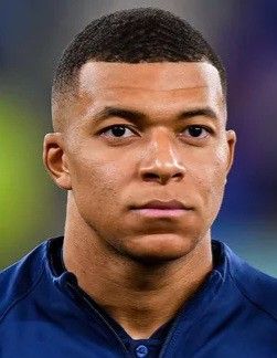 Kylian Mbappe Portrait, Mbappe Sketch, Kylian Mbappe Drawing, Mbappe Face, Roberto Baggio, Neymar Psg, People Faces, Drawing People Faces, Sky Photography Nature