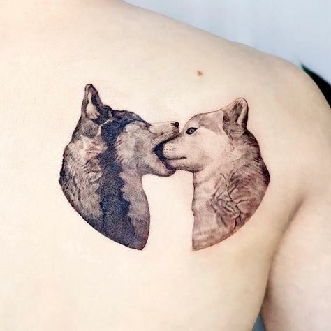 Cute and funny wolves tattoo by @tattooist_reve Twin Wolf Tattoo, Raised By Wolves Tattoo, Wolf And Bird Tattoo, Wolf Love Tattoo, Wolf Heart Tattoo, Wolf In Woods Tattoo, Wolf Tattoo For Couples, Wolf Tattoo Couple, Wolves Tattoo Men