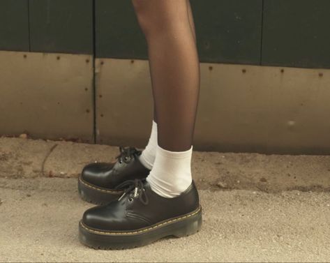 Doc Marten Oxford Shoes Outfit, Doc Martens 1461 Platform, Low Doc Martens, Aesthetic Doc Martens, Doc Martens Aesthetic, Doc Marten Platform, Doc Martens Loafers, Doc Martens 1461, Doc Martens Shoes