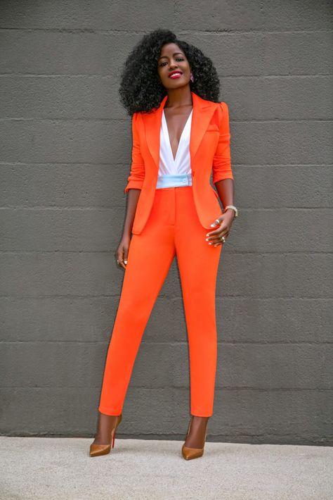 Style Pantry | Power Suit: Fitted Blazer + Contrast Waist Pants Womens Pant Suits Business, Women Pants Suits, Graduation Suit, Outfit Ideas For Black Women, Style Pantry, Stylish Work Attire, Woman Suit Fashion, Pantsuits For Women, Power Suit