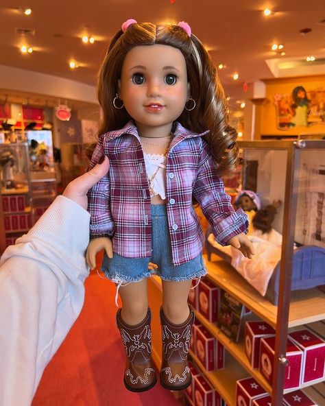 Instagram American Girl Doll Aesthetic, Our Generation Doll Accessories, 90s Dolls, Organizing Photos, All American Girl Dolls, Girl Products, Doll Pictures, America Girl, Pleasant Company