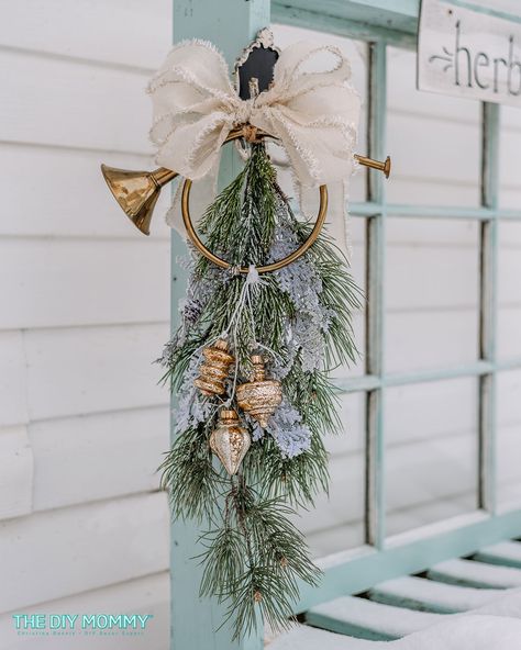 DIY Christmas Door Swag with a Thrifted French Horn | The DIY Mommy French Horn Christmas Decor, Horn Decorations, Christmas Door Swag, Diy Swag, Horns Decor, Diy Christmas Door, Diy Mommy, Tulips Arrangement, Spring Floral Arrangements