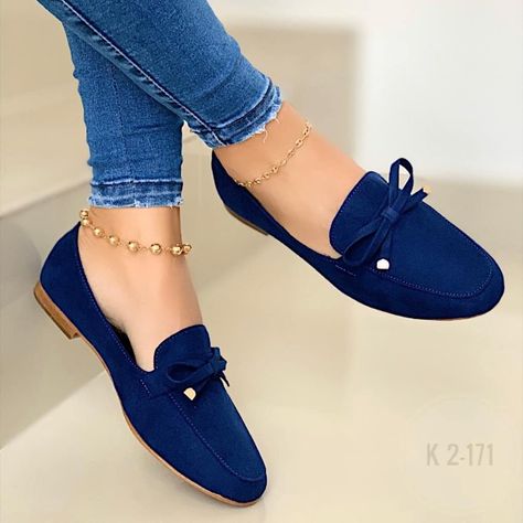 Latest Ladies Shoes, Hipster Shoes, Heel Loafers, Timeless Shoes, Fashion Shoes Heels, Fashion Shoes Sandals, Look Formal, Personalized Shoes, Classy Shoes