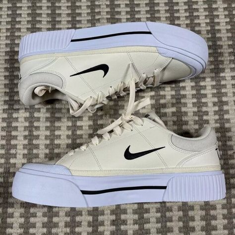 Nike Women's Court Legacy Lift Shoes Ivory/Black Court Legacy Lift, Puerto Rico, Alaska, Nike Shoes, Nike Women, Nike, Fashion Design, Fashion Trends, Fashion Tips