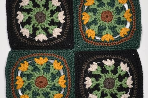 How To Crochet Tulips in Granny Square - FREE PATTERN Tulip Granny Square, Granny Square Crochet Patterns Free, Knit Projects, Crochet Ornaments, Granny Squares Pattern, Granny Square Crochet Pattern, Square Patterns, Crochet Diagram, Crochet Hook Sizes